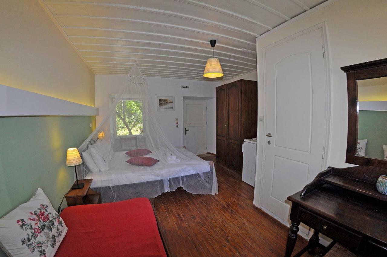 Adamantia Hotel Gaios Bagian luar foto