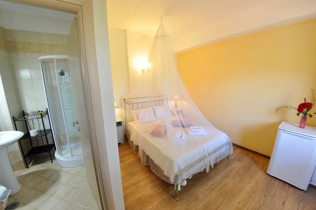 Adamantia Hotel Gaios Bagian luar foto