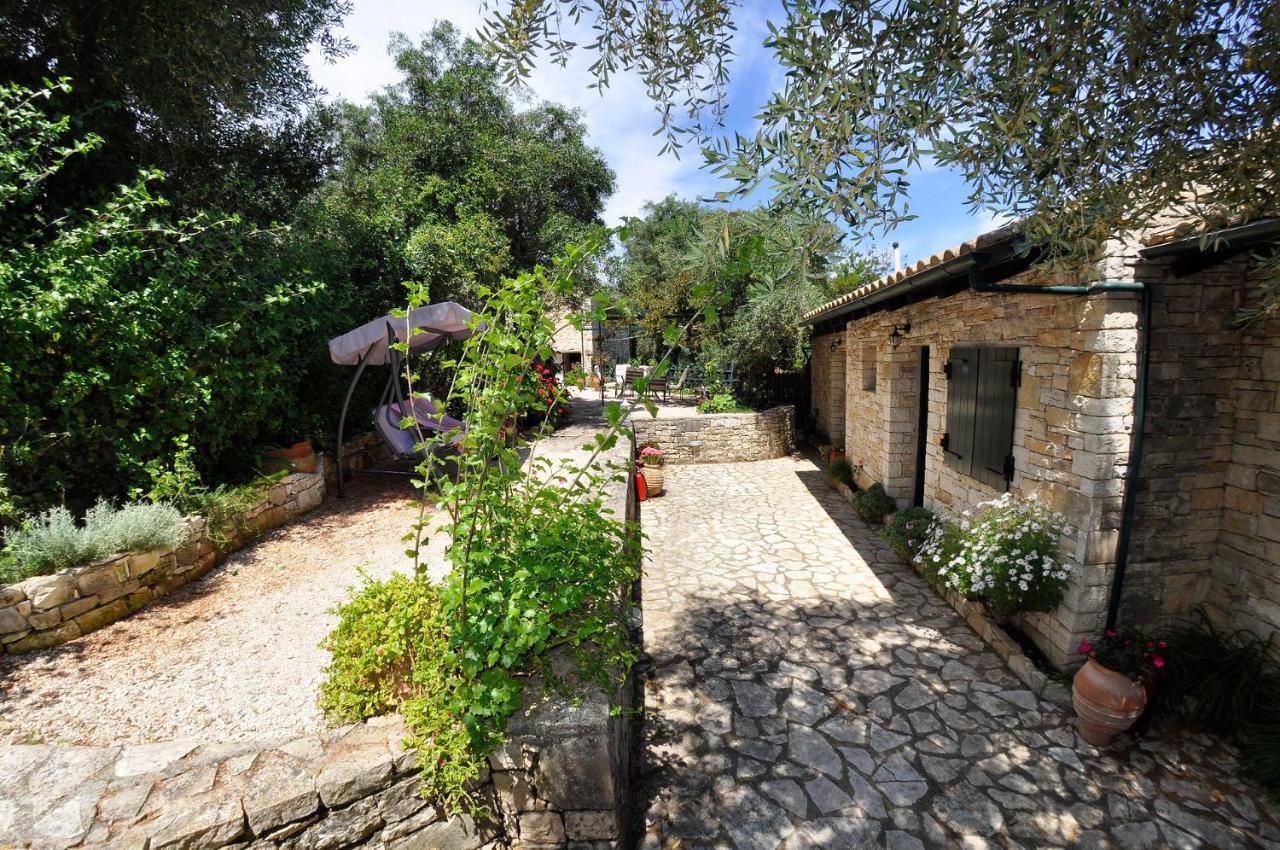 Adamantia Hotel Gaios Bagian luar foto